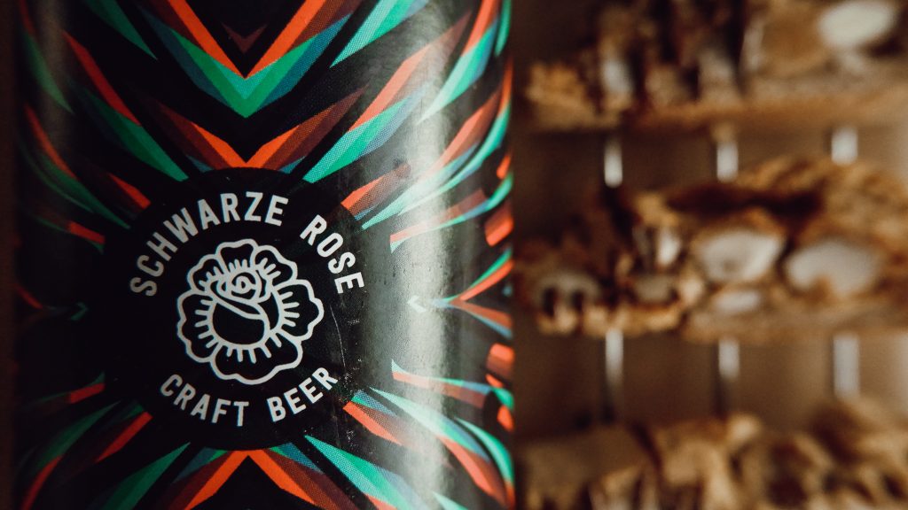 Das Bier: Schwarze Rose Craft Beer Insomnia mit cold brew & Zartbitter Aroma
